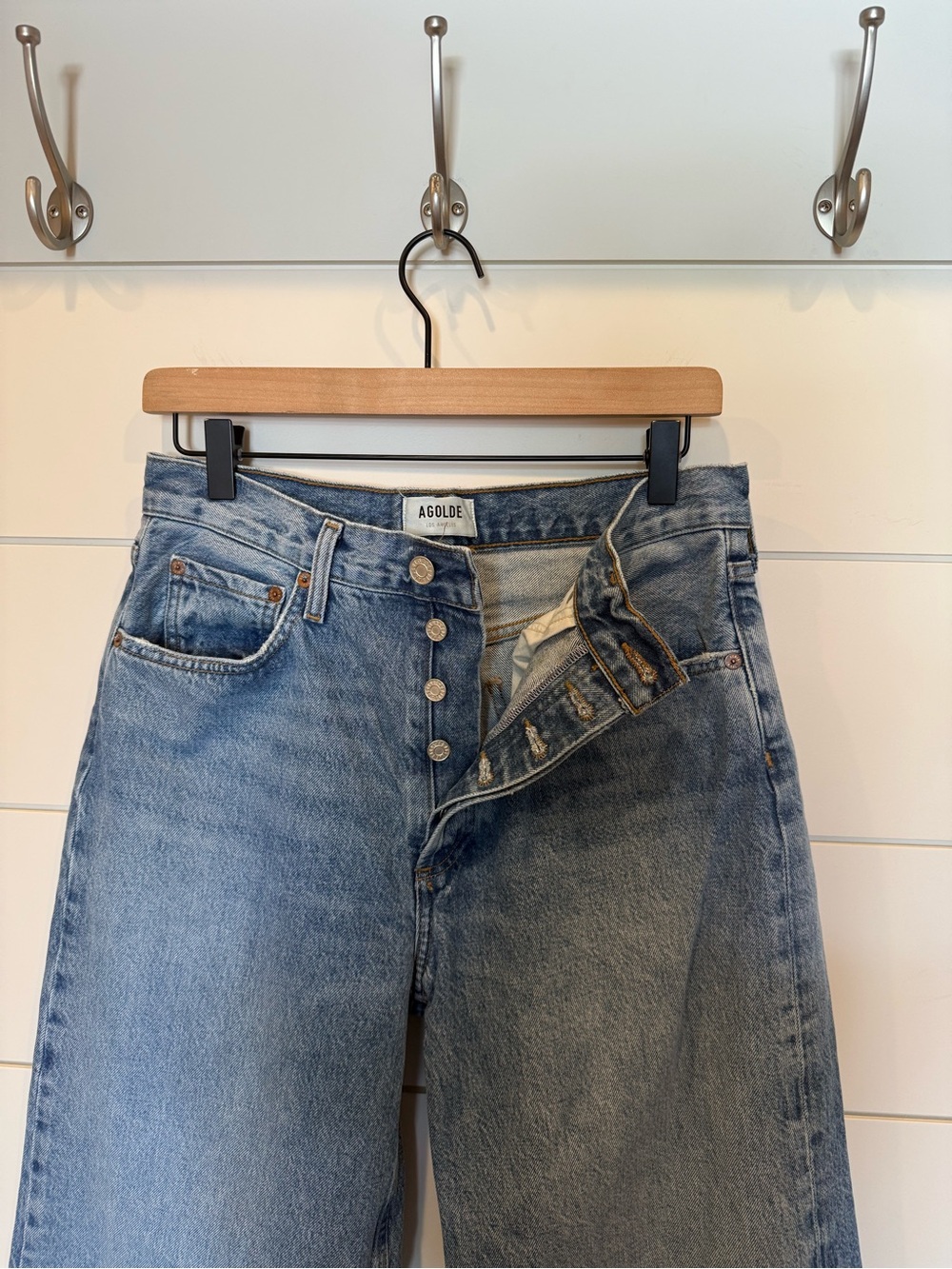 Agolde Light Wash Wide Leg Jeans - Picture 7 of 11